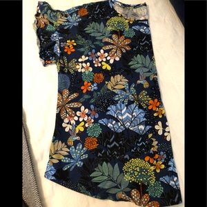 Loft Ruffled sleeve tee!